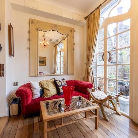 Pass The Keys Split-Floors Antique Apartment In Portobello Road Londres Exterior foto