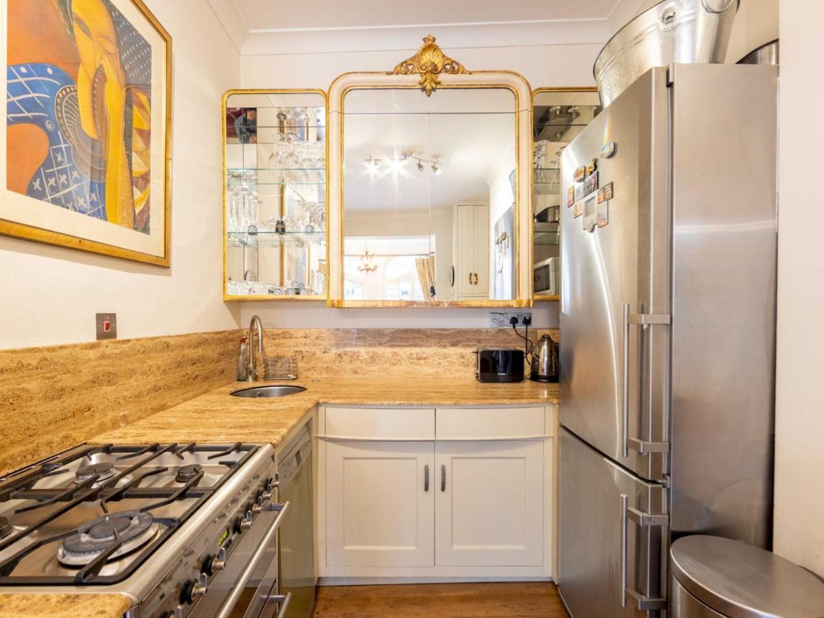 Pass The Keys Split-Floors Antique Apartment In Portobello Road Londres Exterior foto