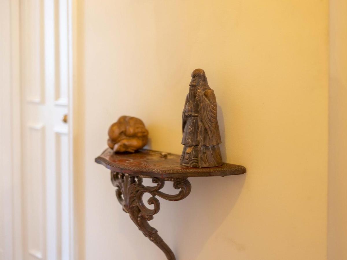 Pass The Keys Split-Floors Antique Apartment In Portobello Road Londres Exterior foto